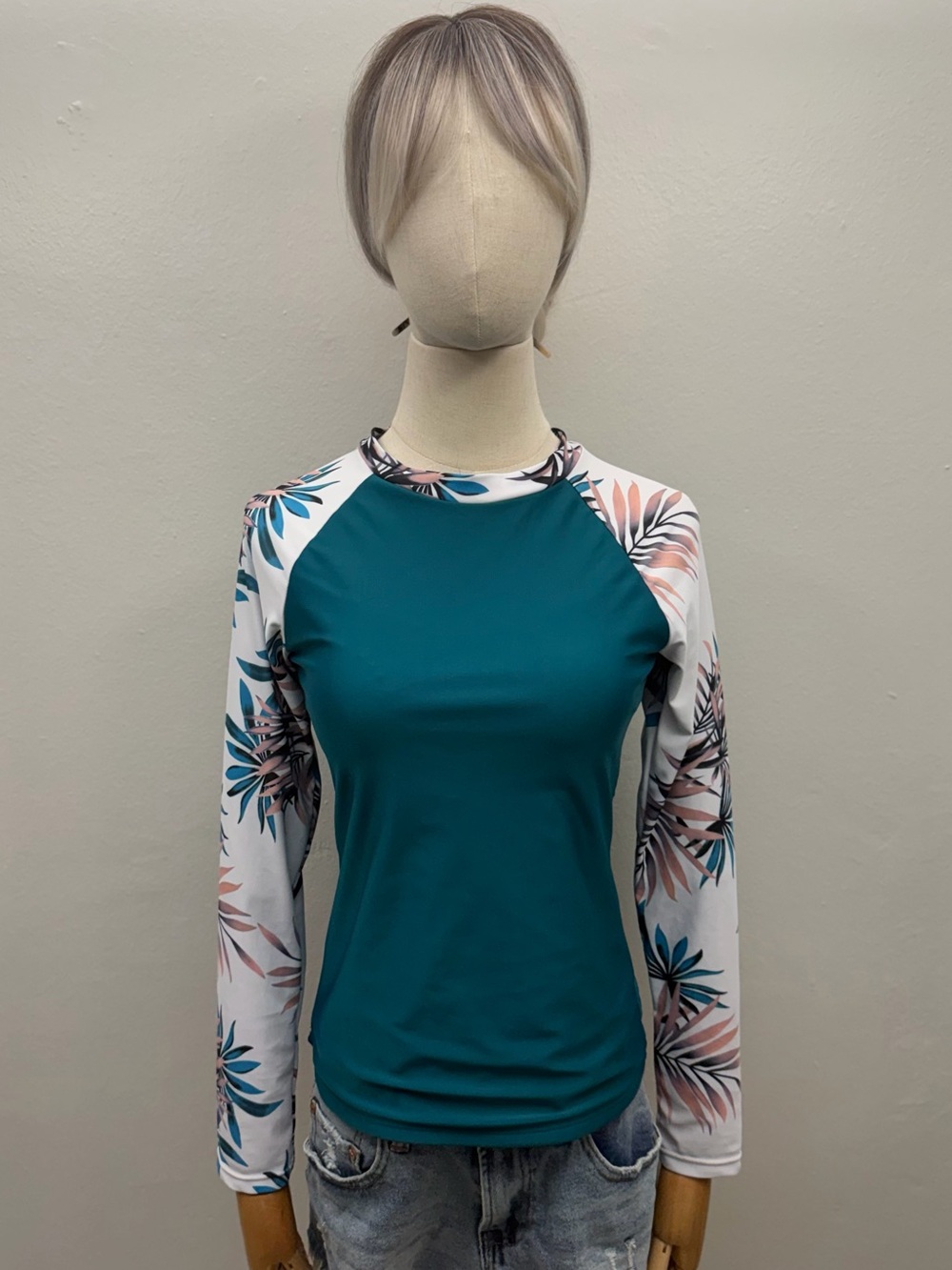 Long-Sleeve Teal Rash Guard with Floral Sleeves Size M